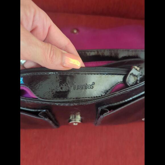 Daisy Fuentes Pocketbook - Picture 4 of 7